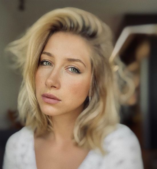 Стася Ровінська зізналася, скільки грошей на місяць витрачає на життя у Нью-Йорку з трьома дітьми