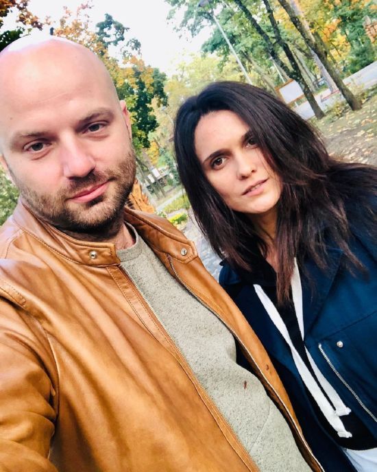 Слава Демин показал, как весело провел время с экс-женой и сыном: "Всей семьей на арт-заводе"