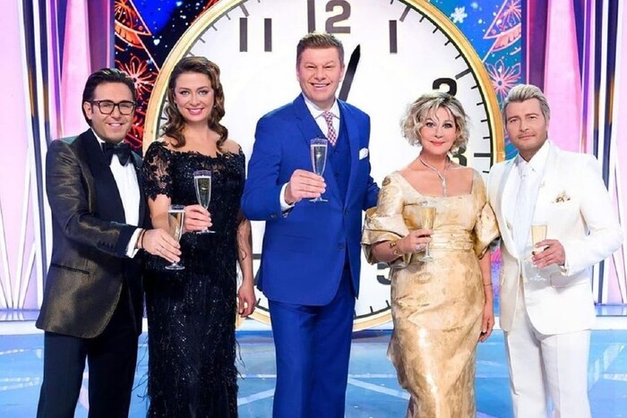 Кремль целенаправленно погружает Россию все глубже в реалии СССР