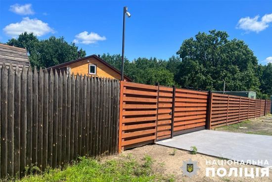 У Києві чоловік захопив землю у ландшафтному заказнику 