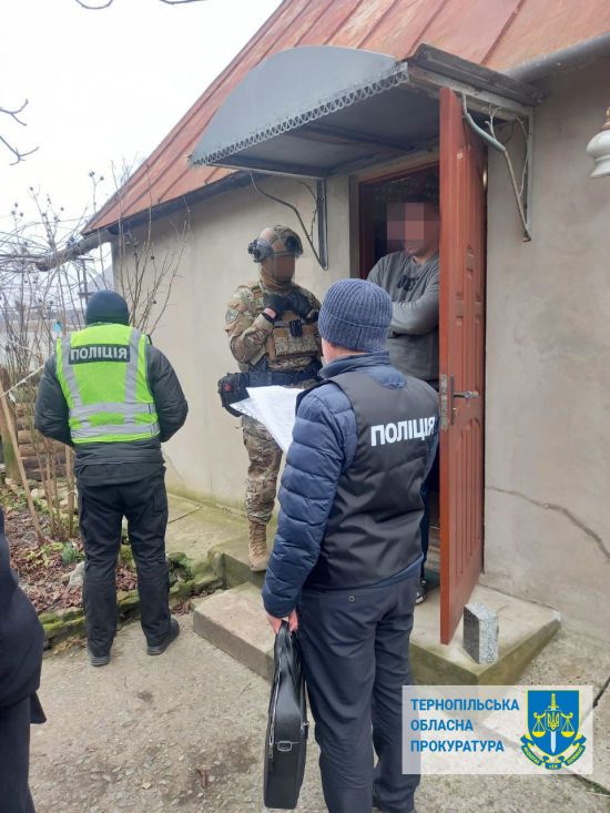 У Тернополі пограбували волонтерів, які їхали за кордон за автомобілями для ЗСУ: фото