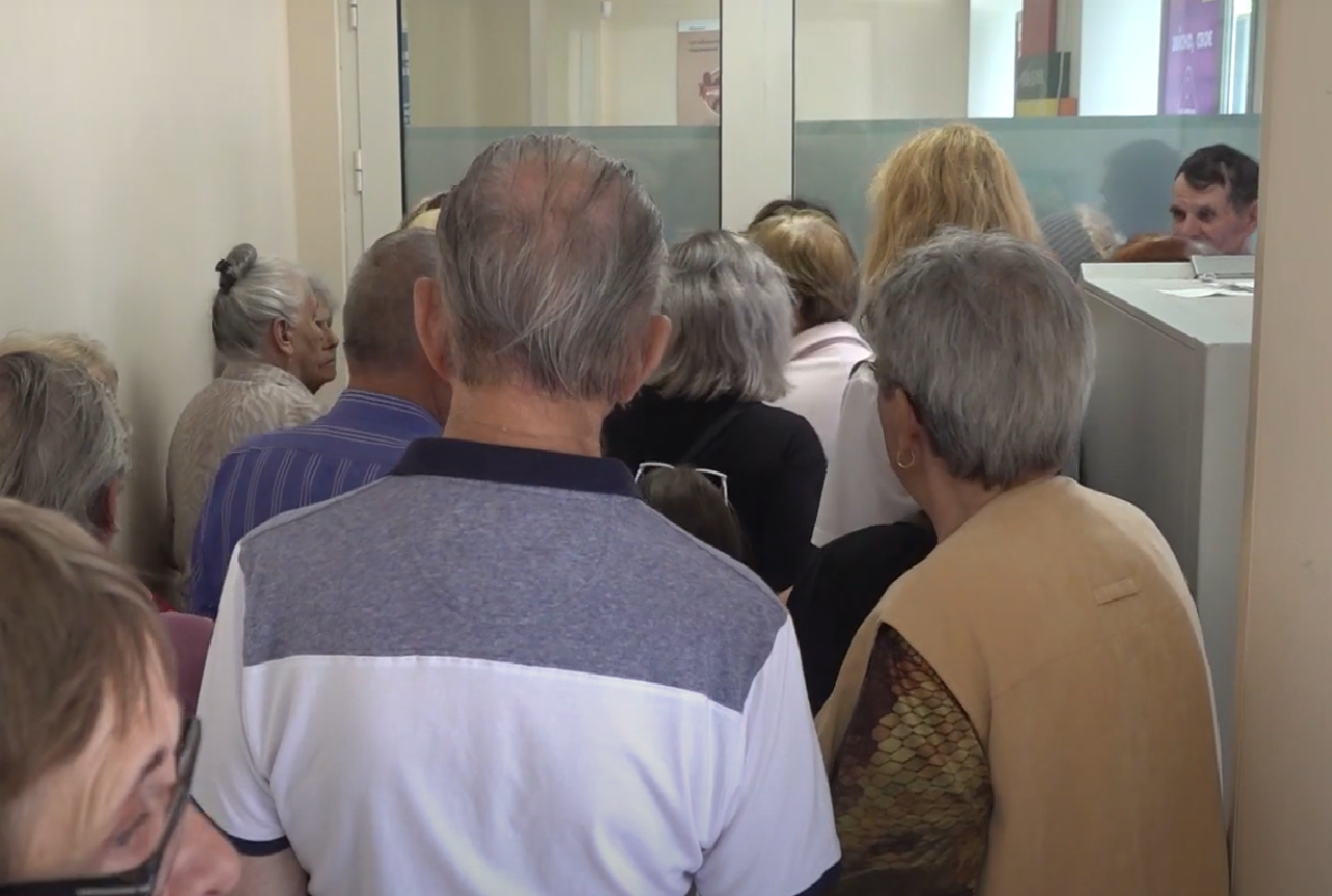 Робота для пенсіонерів у Запоріжжі: кому саме пропонують від 20 тисяч гривень зарплати