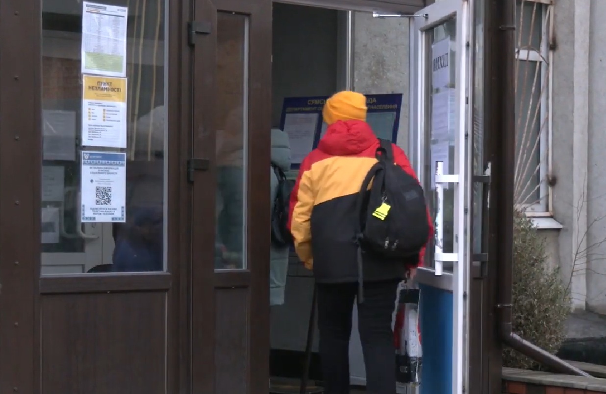 Безкоштовні продукти для ВПО та пенсіонерів у Одеській області: кому з українців надається пріоритет у наданні допомоги